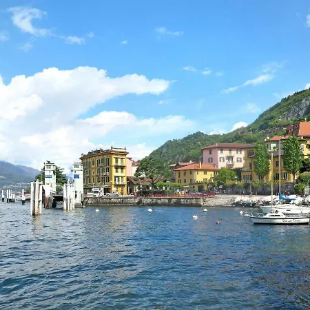 Casa Terrazzo Sul Lago 375s 아파트 *
